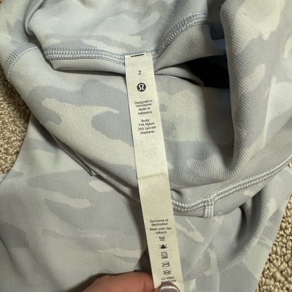 LULULEMON WUNDER UNDER HIGH RISE TIGHT 25” LUXTREME - Picture 3 of 5